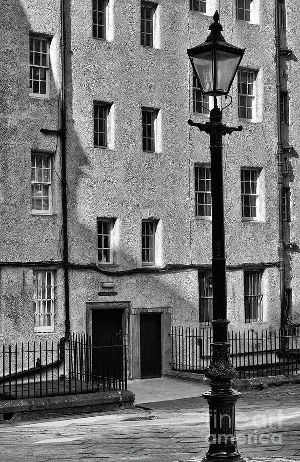 Blackie House, Lady Stairs Close, Edinburgh Photograph by Yvonne Johnstone