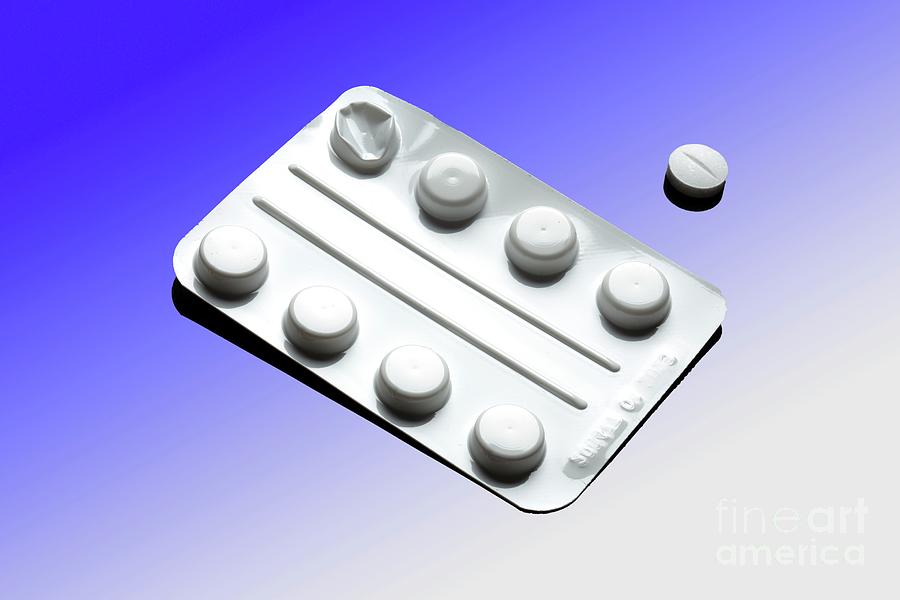 Blister Pack Of Pills Photograph by Victor De Schwanberg/science Photo Library