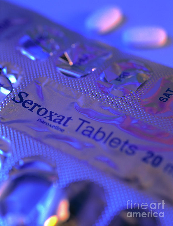 Blisterpack Of Seroxat Antidepressant Pills Photograph by Cordelia Molloy/science Photo Library