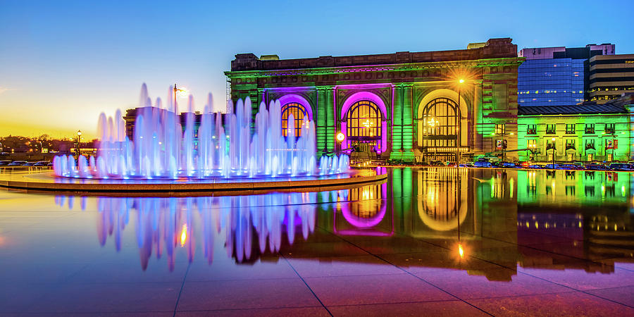 Bloch Fountain And Union Station Panorama - Kansas City Photograph