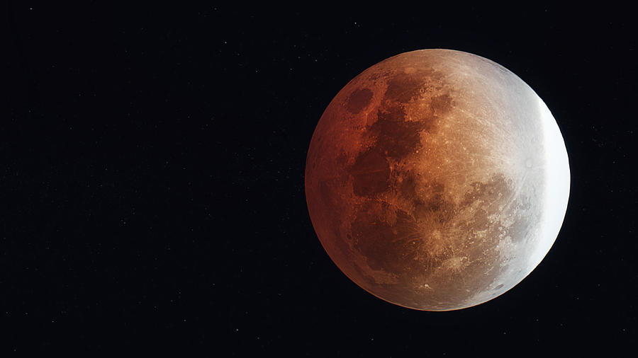 Space Photograph - Blood Moon by Taransohal