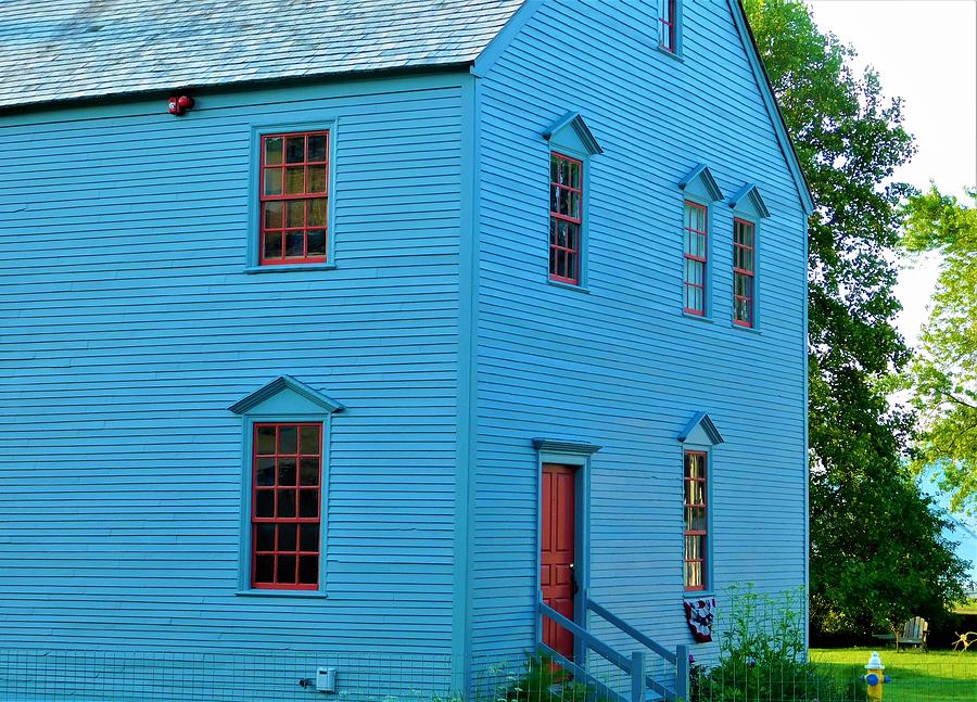 - Blue House in Portsmouth NH Photograph by THERESA Nye