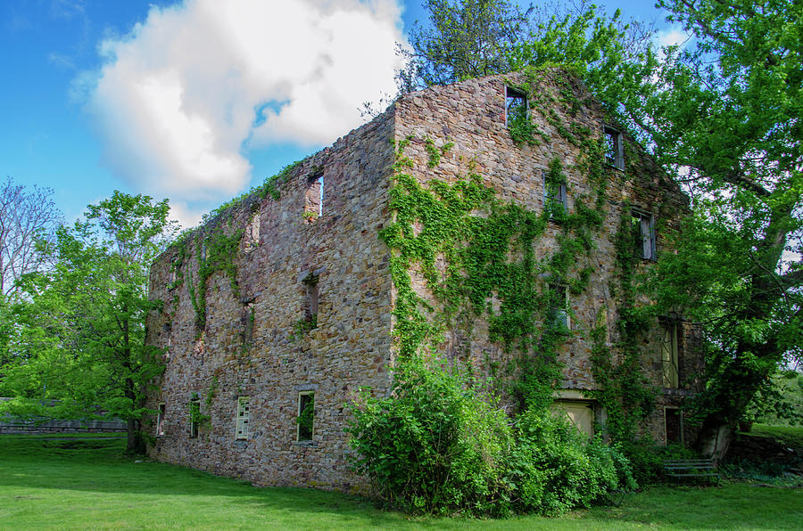 Blue Sky over Bridgetown Mill House Ruins Photograph by Bill Cannon