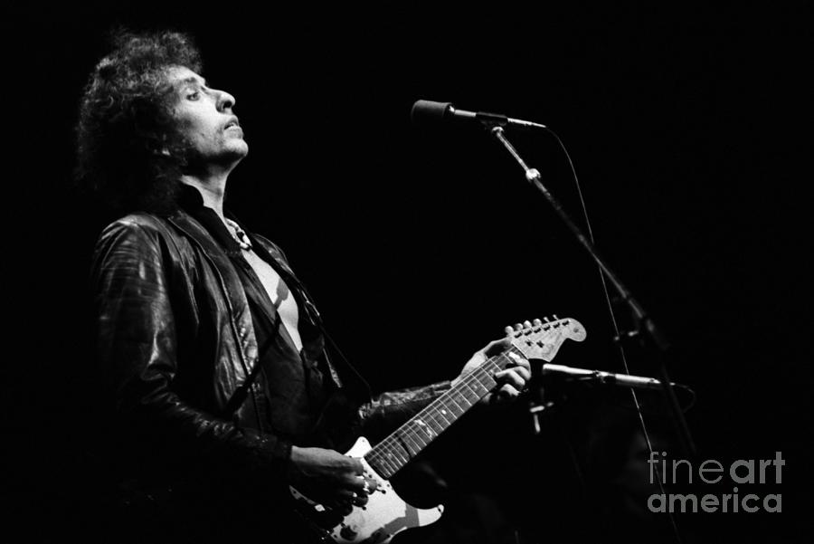 Bob Dylan At Madison Square Garden Photograph by The Estate Of David Gahr
