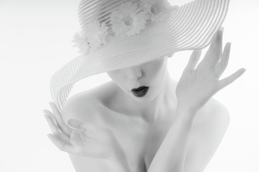 Black And White Photograph - Bobbi And Her Hat by Colin Dixon