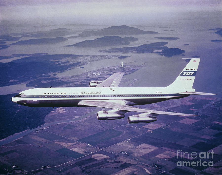 Boeing 707 Photograph by Bettmann