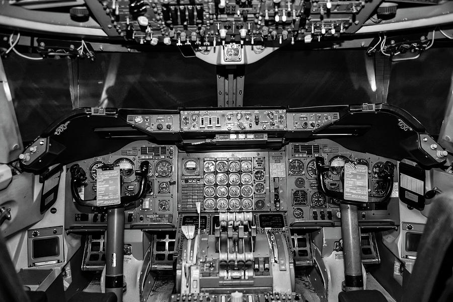 Boeing 747 Cockpit Photograph by Chris Smith