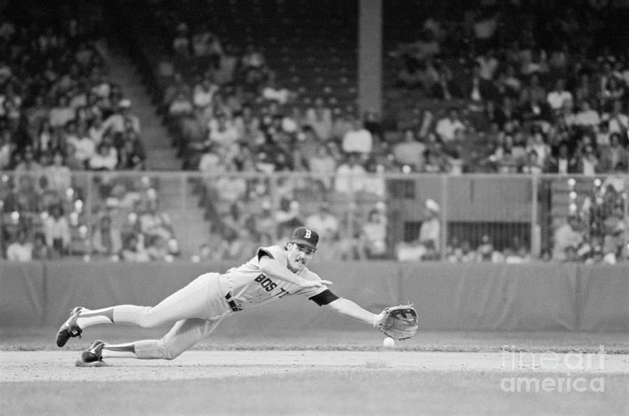 Boggs Diving For Groundball Photograph by Bettmann