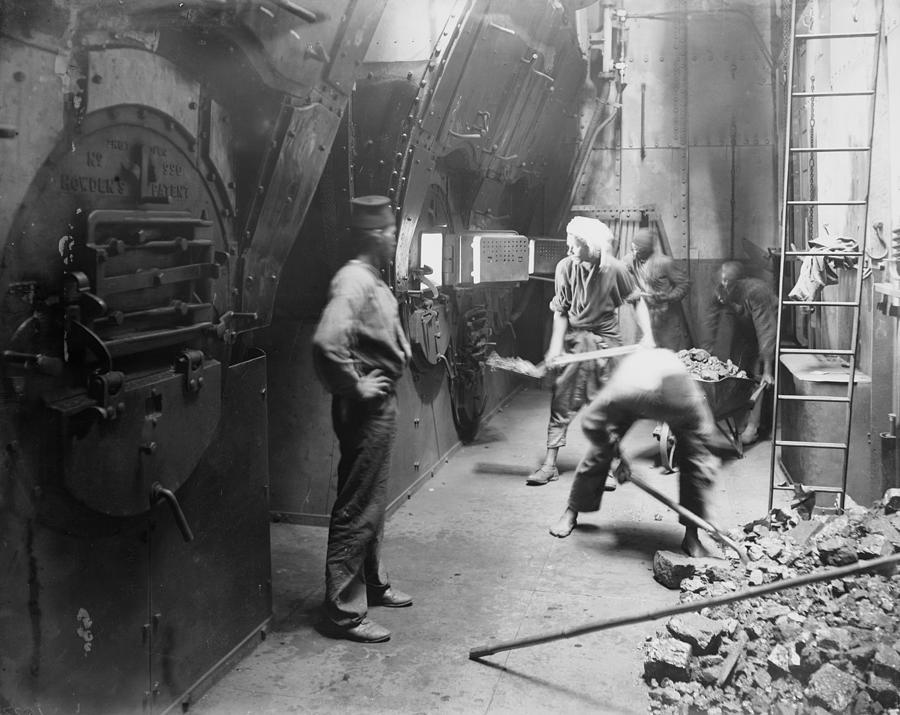 Boiler Room Photograph by Reinhold Thiele