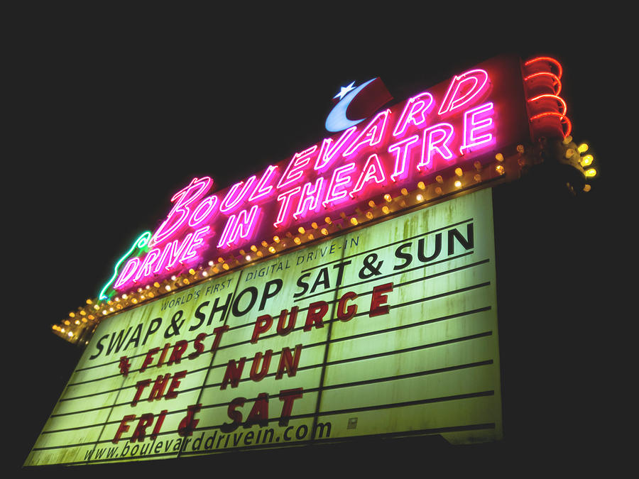 Boulevard Neon by Josh Spengler Boulevard Neon by Josh Spengler