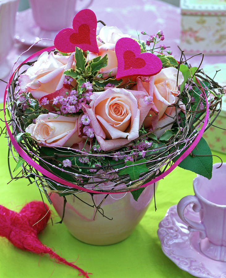 pink gypsophila bouquet
