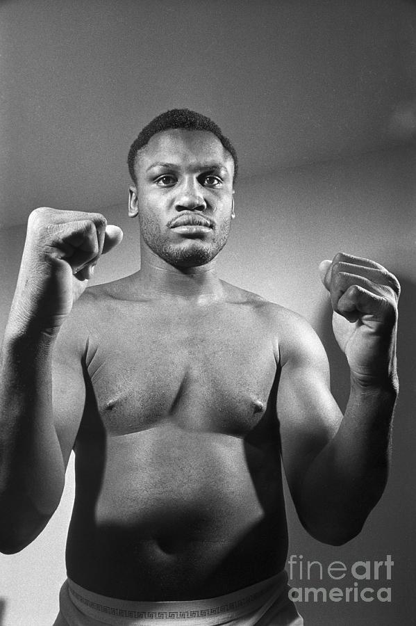 Boxer Joe Frazier With Fists Raised Photograph by Bettmann