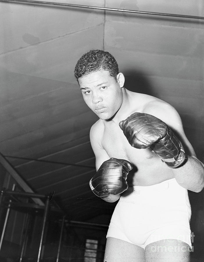 Boxer Joe Louis Photograph by Bettmann