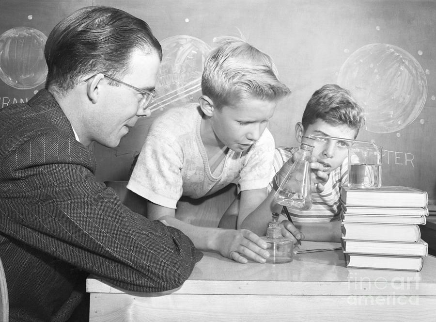 Boys Perform Science Experiment Photograph by Bettmann