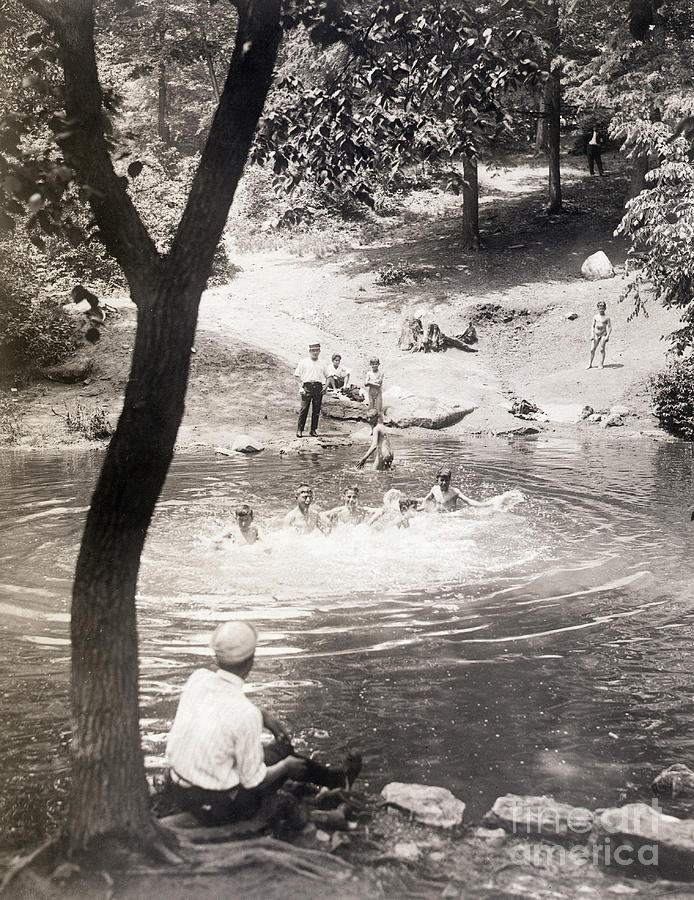 Boys Swim At River In Bronx Photograph by Bettmann