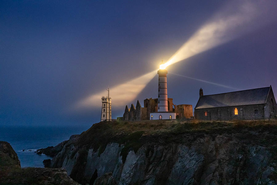 Lighthouse Photograph - Bretagne, Saint Mathieu-24099 by Raimondo Restelli