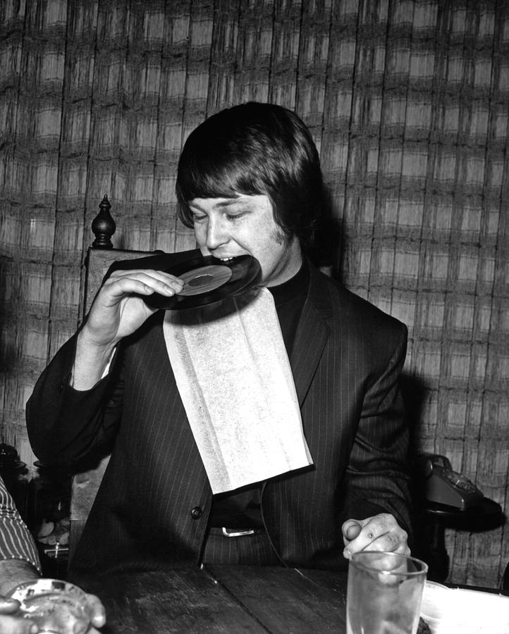Brian Wilson Eats Funny Stuff Photo Photograph by Michael Ochs Archives