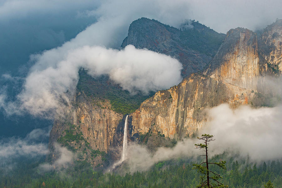 Bridal Veil Falls In Yosemite Photograph by Jeff Foott