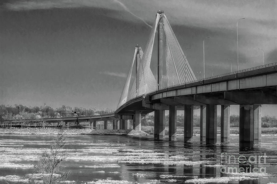 Bridging the Mississippi Photograph by John Freidenberg
