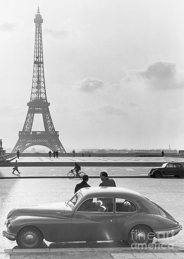 Bristol Car And Eiffel Tower Photograph by Bettmann