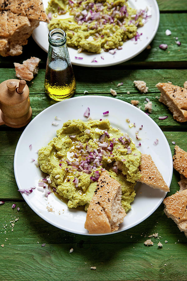 Broad Bean Cream With Red Onions And Flatbread Photograph by Julia Skowronek