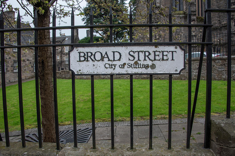 Broad Street - City of Stirling Photograph by Bill Cannon