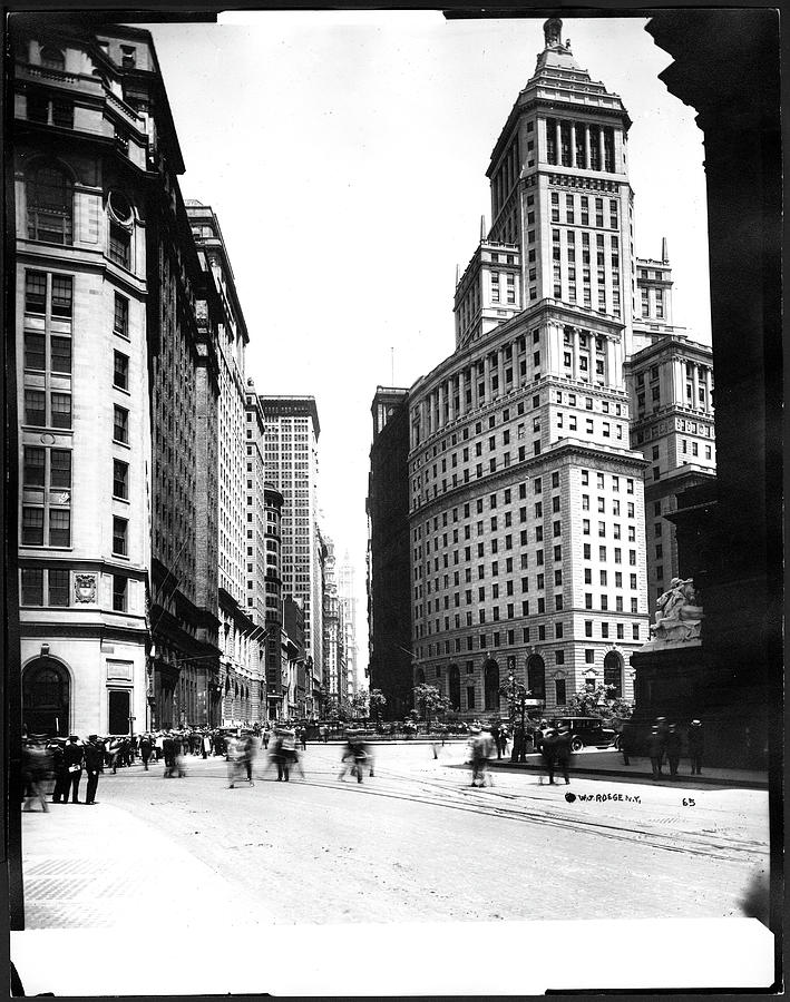 Broadway And Bowling Green Photograph by The New York Historical Society