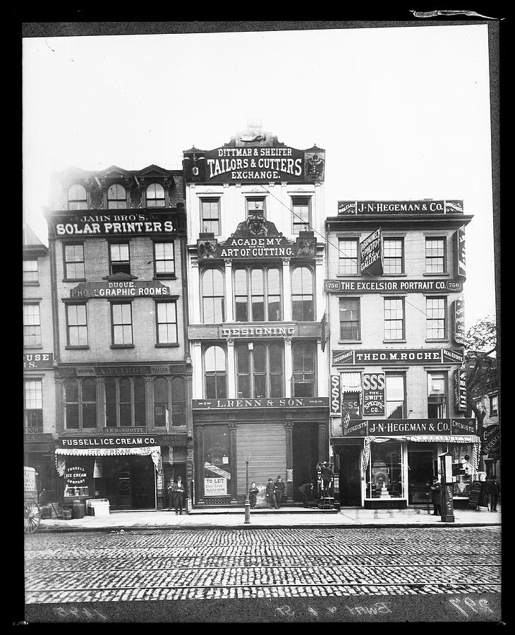 Vintage New York City Photograph Shows Corner of Canal Street and Broadway  in 1984