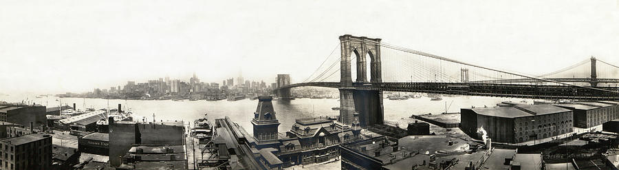 Brooklyn Bridge And New York Skyline Photograph by Science Source