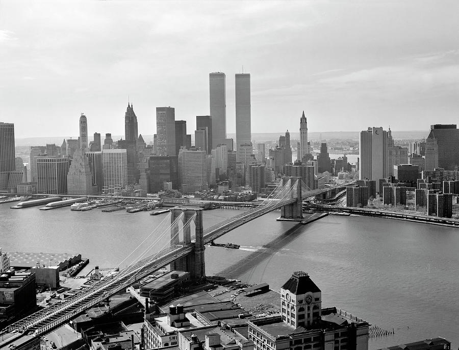 Vintage Digital Art - Brooklyn Bridge And World Trade Center, Lower Manhattan by Print Collection