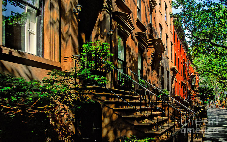 Brooklyn Heights Summer No.3 - A New York Impression Photograph by Steve Ember
