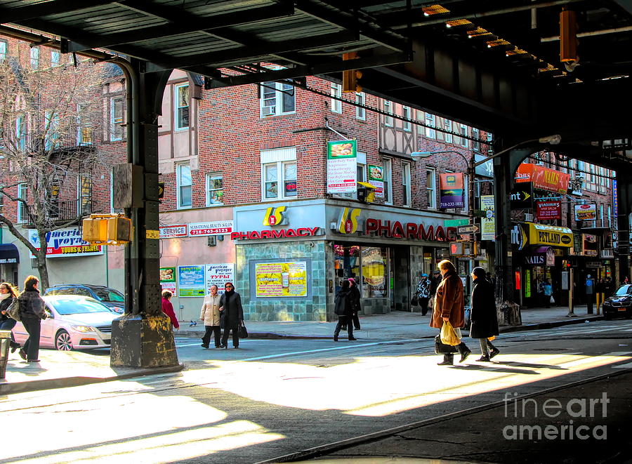 Ny Photograph - Brooklyn Shopping District  by Chuck Kuhn