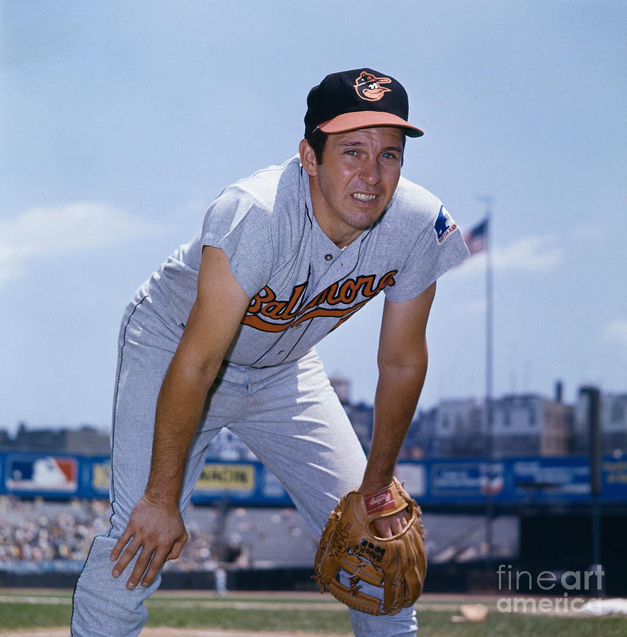 Brooks Robinson In Playing Position Photograph by Bettmann