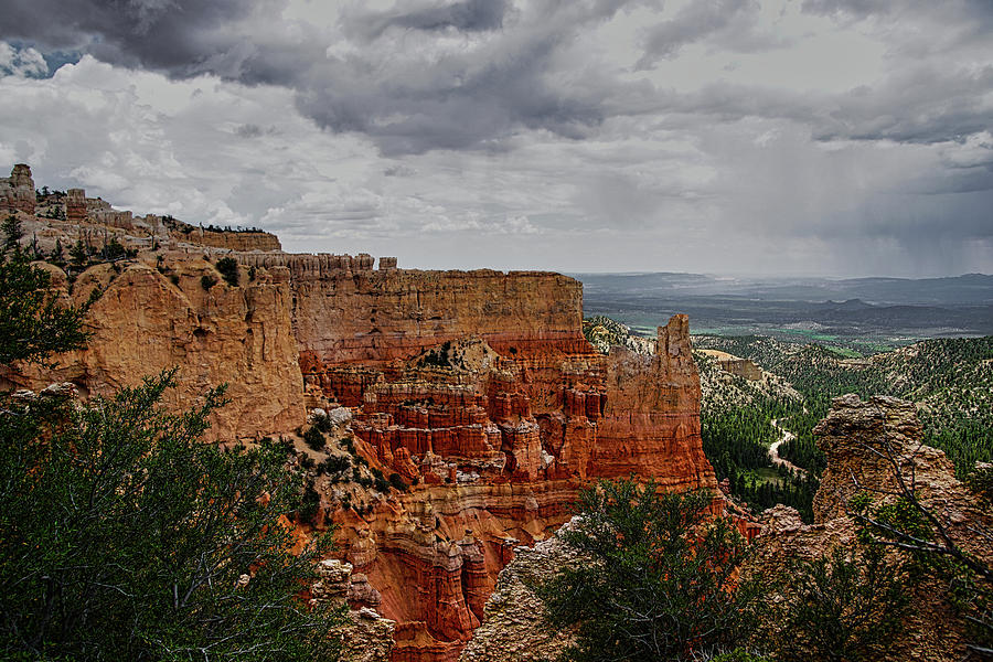 Bryce Canyon Photograph by Ernest Echols
