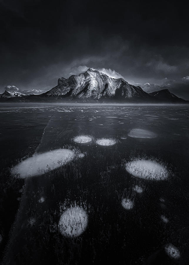Landscape Photograph - Bubble Lake by Tony Xu