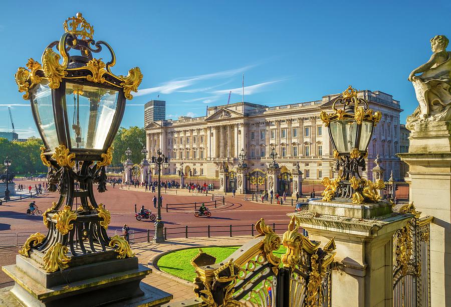 Buckingham Palace, London Digital Art by Olimpio Fantuz