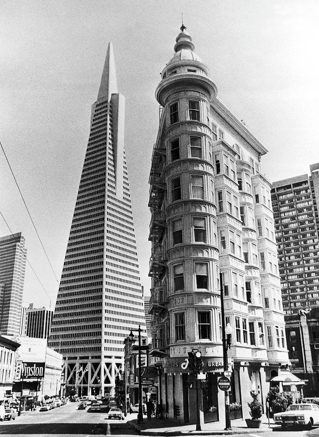 Buildings In San Francisco In The 60s Photograph by Keystone-france