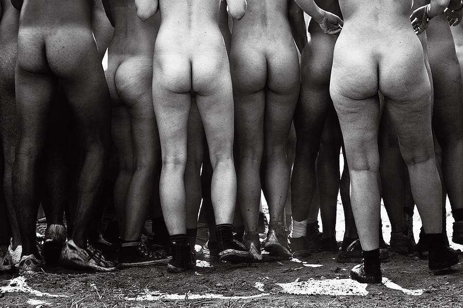 Nude Photograph - Bummer by Sebastian-alexander Stamatis
