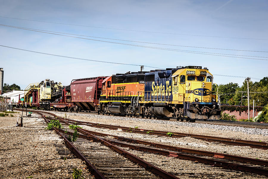 Burlington Northern and Santa Fe GP39 on mixed freight, Springfield, Missouri Photograph by Mark Summerfield