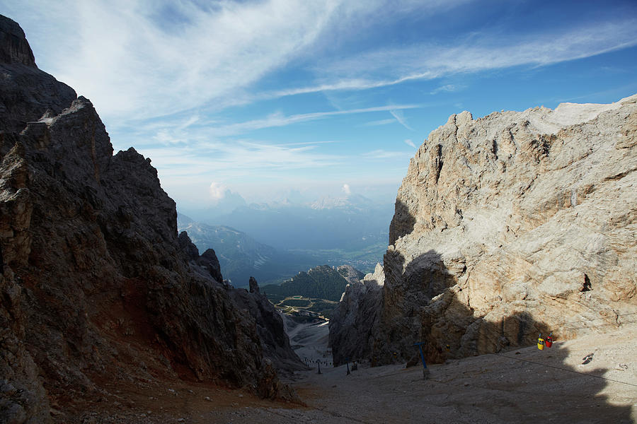 Cable Car At Monte Cristallo, The Dolomites, Cortina D Ampezzo, Veneto ...