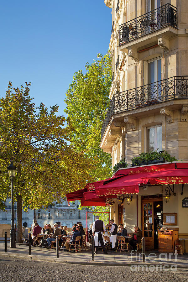 Cafe - Ile Saint-Louis - Paris Photograph by Brian Jannsen