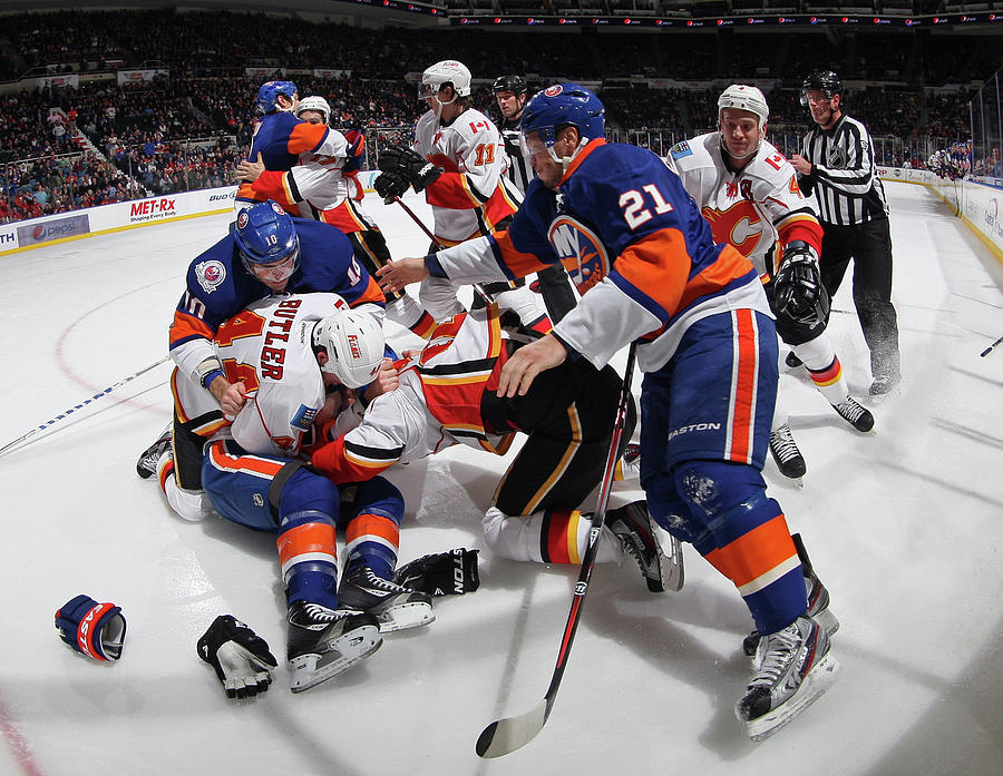 Calgary Flames V New York Islanders Photograph by Bruce Bennett