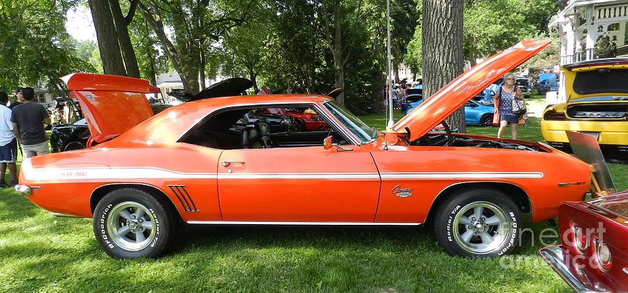 Camaro Z28 Photograph by Snapshot Studio - Fine Art America