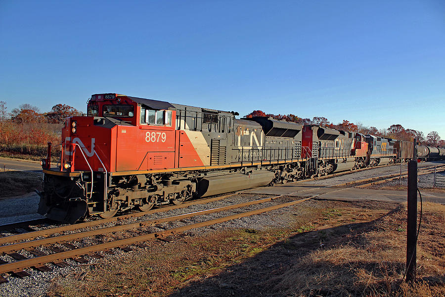Canadian National SD70M-2 #8879 Photograph by Joseph C Hinson