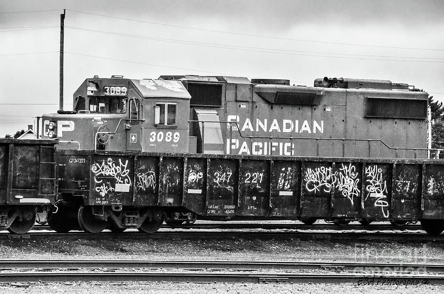Canadian Pacific Locomotive Photograph by Elaine Berger