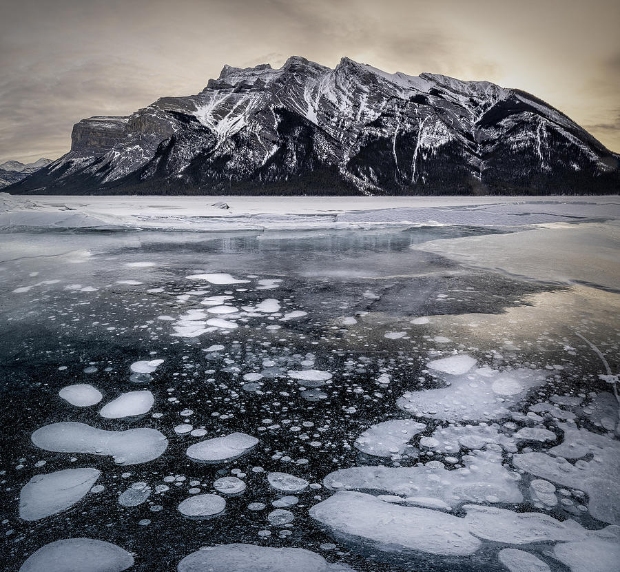 Mountain Photograph - Canadian Rockies, Lake Minnewanka-88091 by Raimondo Restelli