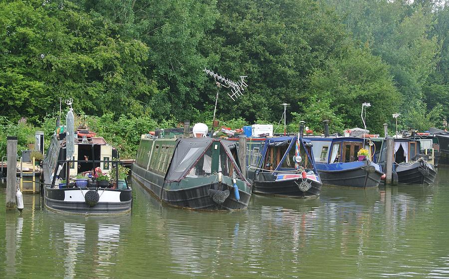 Canal Living Photograph by Lynne Iddon - Fine Art America