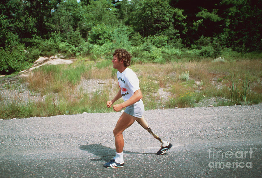 Cancer Victim Terry Fox Running Photograph by Bettmann