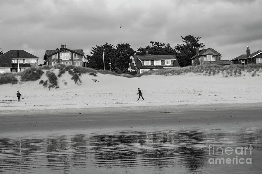 Black And White Photograph - Cannon Beach, Oregon by David Bearden