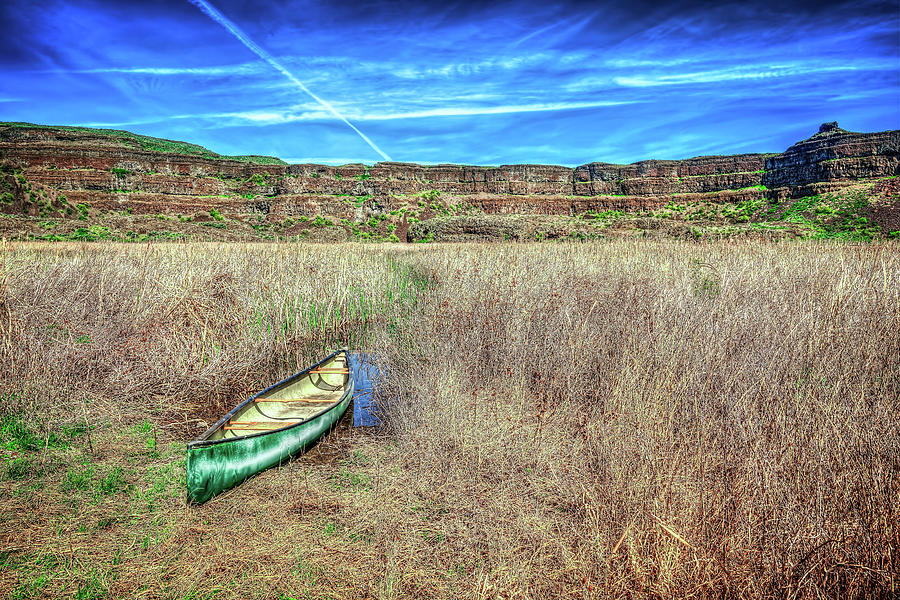 Canoe at Dry Falls Photograph by Spencer McDonald